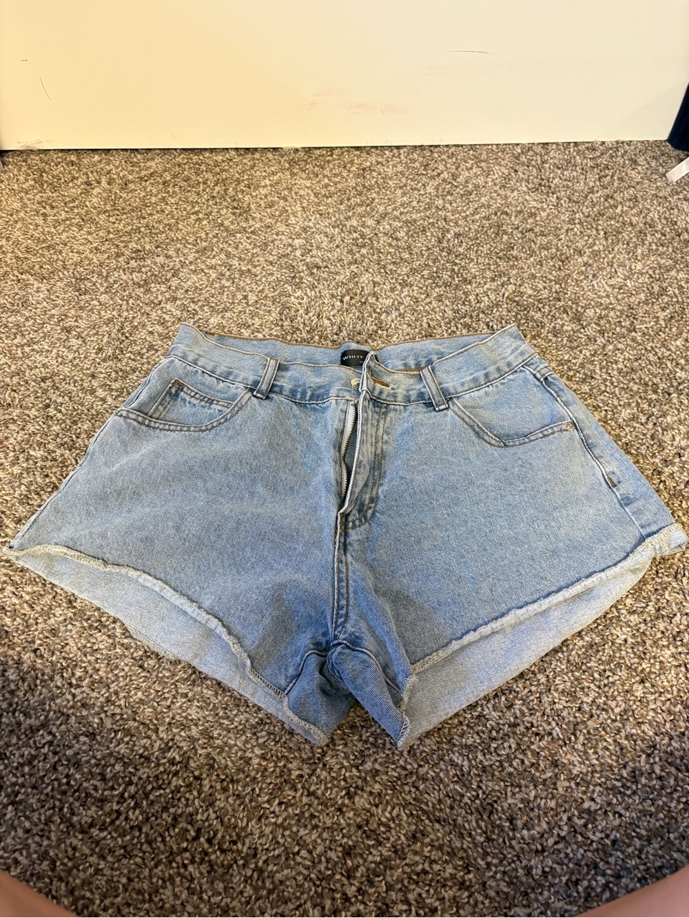White Fox Boutique Light Wash High-Rise Denim Shorts